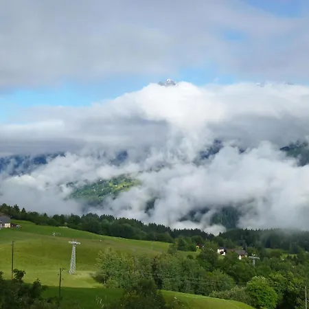 شقة Surselva *