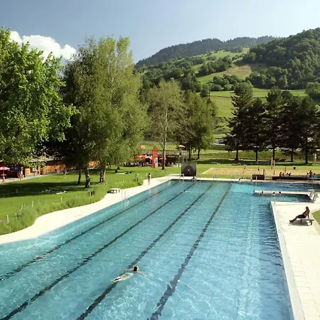 Surselva شقة
