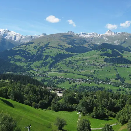 Surselva شقة
