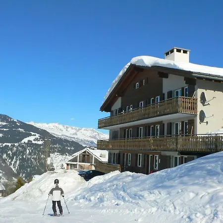 شقة Surselva *